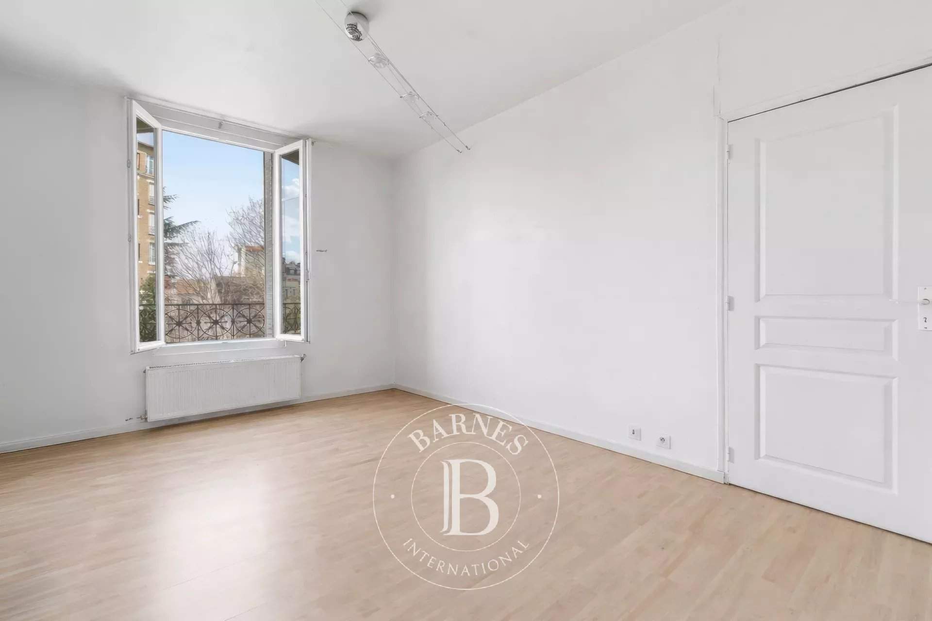 Fontenay-sous-Bois  - Maison 4 Pi&egrave;ces 3 Chambres - picture 11