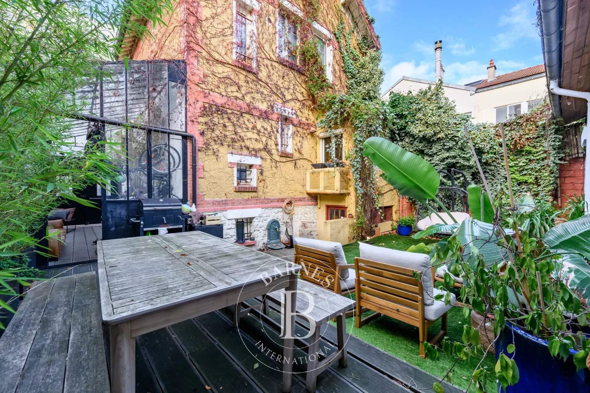 Ivry-sur-Seine  - Maison 6 Pièces 3 Chambres - picture 1