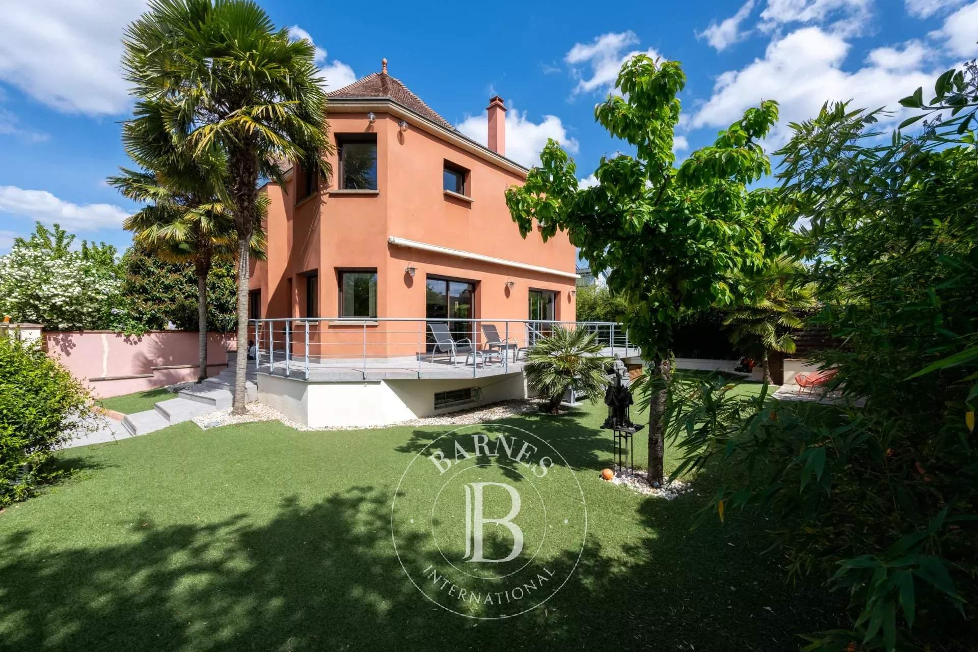 Joinville-le-Pont  - Maison 8 Pi&egrave;ces 5 Chambres - picture 1