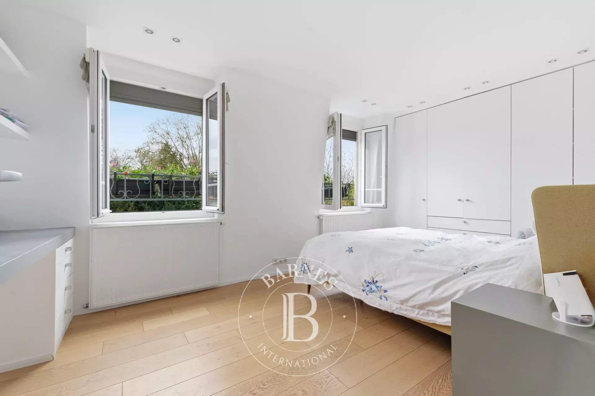 Fontenay-sous-Bois  - Maison 10 Pi&egrave;ces 6 Chambres - picture 12