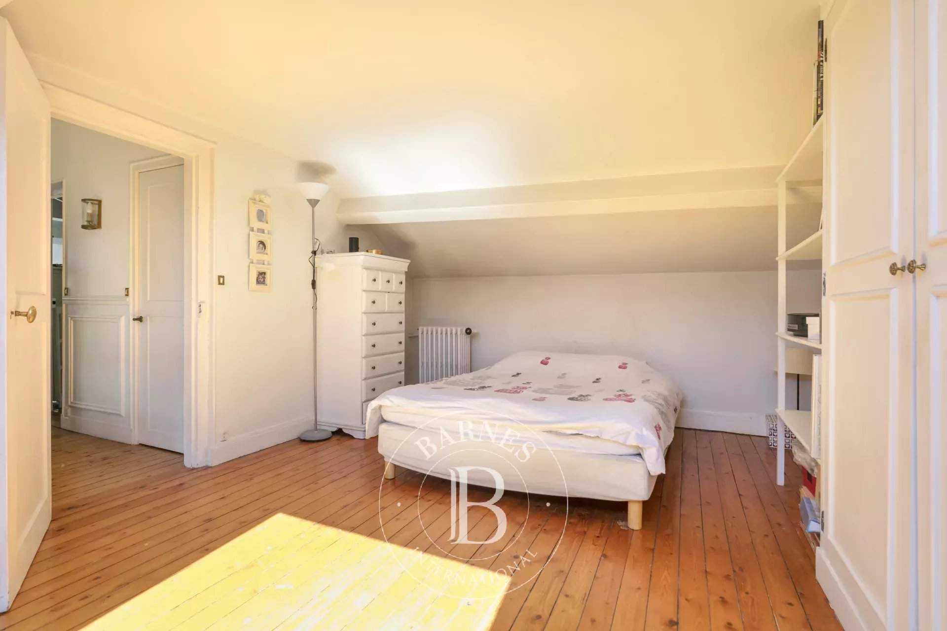 Fontenay-sous-Bois  - Maison 5 Pi&egrave;ces 4 Chambres - picture 11