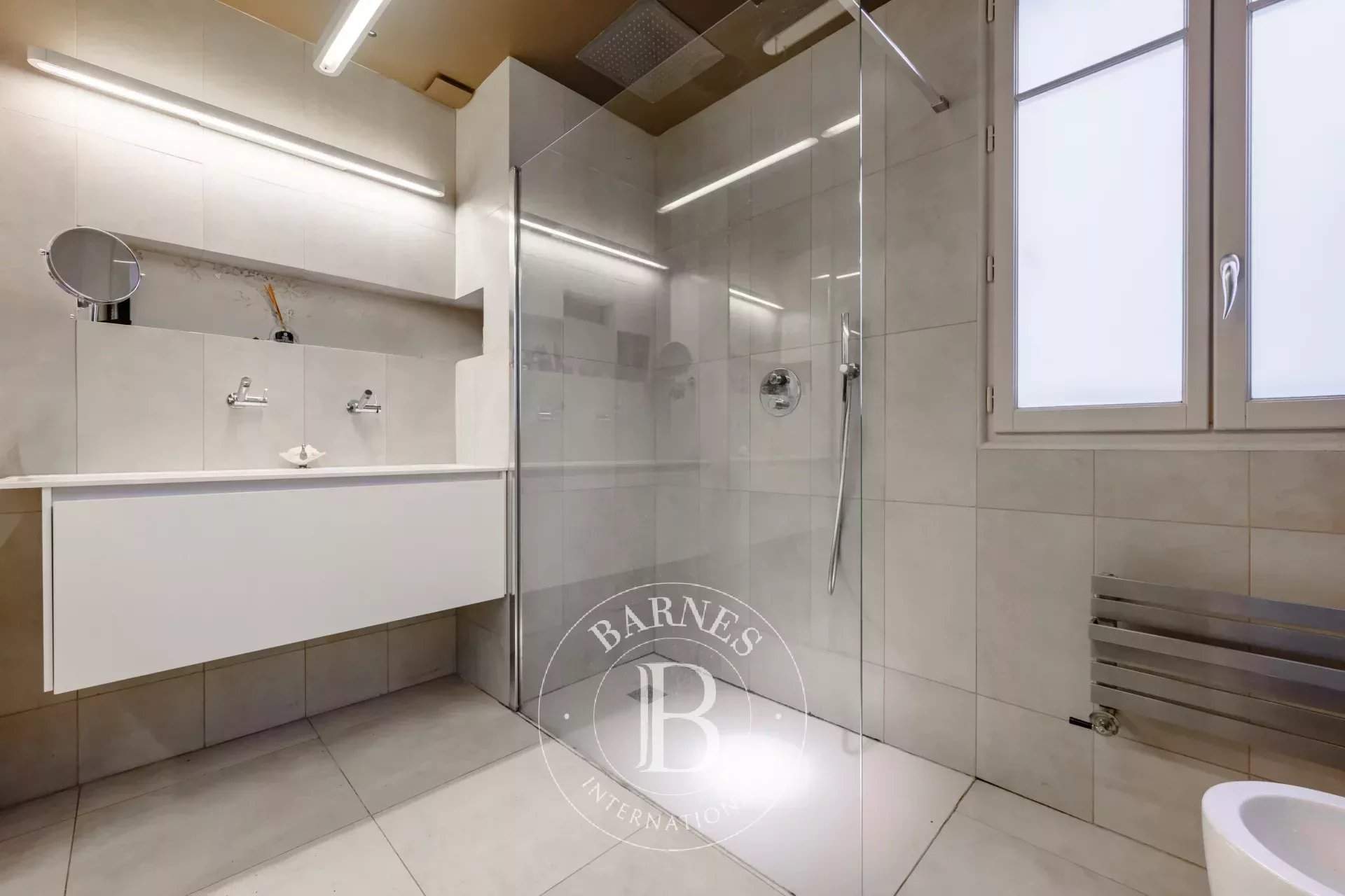 Ivry-sur-Seine  - Maison 6 Pièces 3 Chambres - picture 10