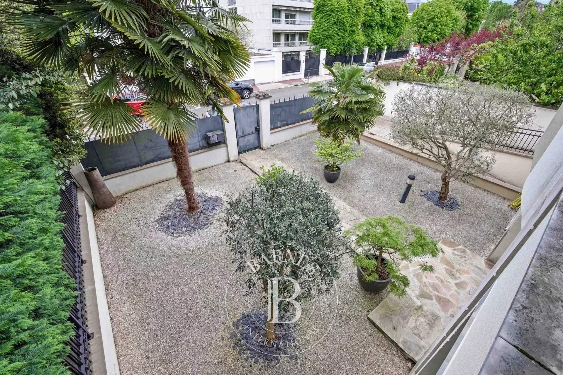 Nogent-sur-Marne  - Maison 5 Pi&egrave;ces 2 Chambres - picture 11