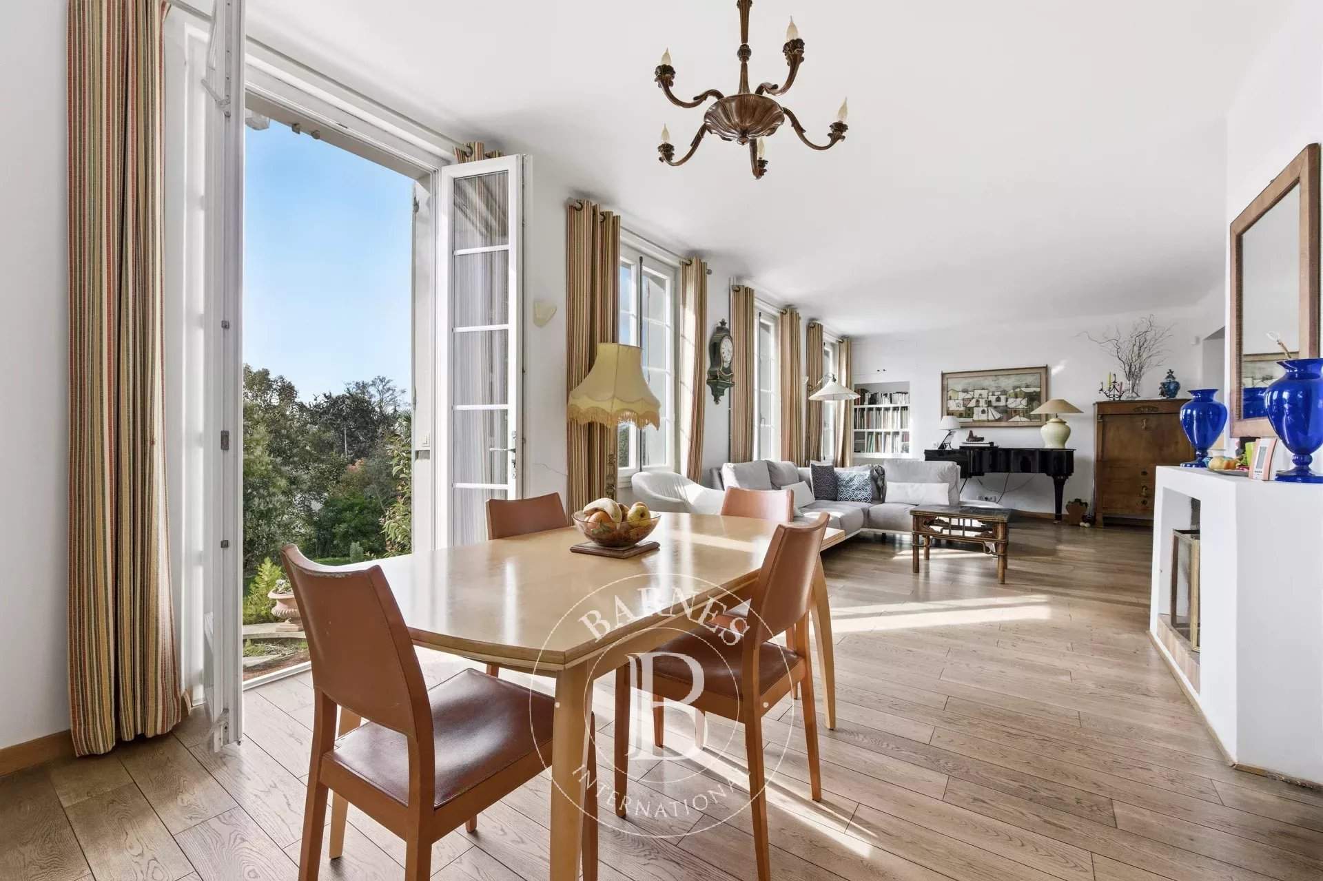 Nogent-sur-Marne  - Maison 8 Pi&egrave;ces 5 Chambres - picture 4