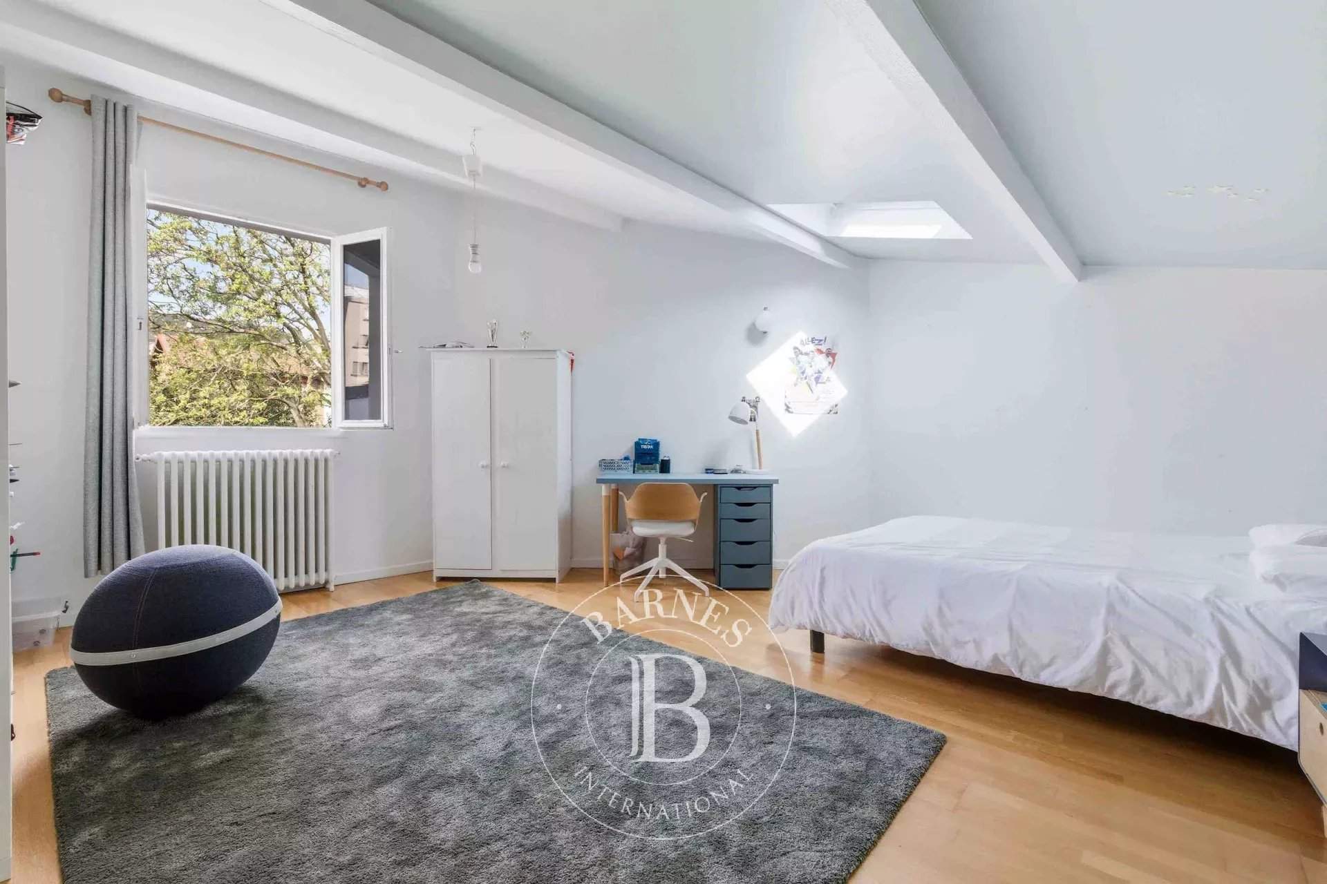 Saint-Maur-des-Fossés  - Maison 8 Pi&egrave;ces 5 Chambres - picture 14