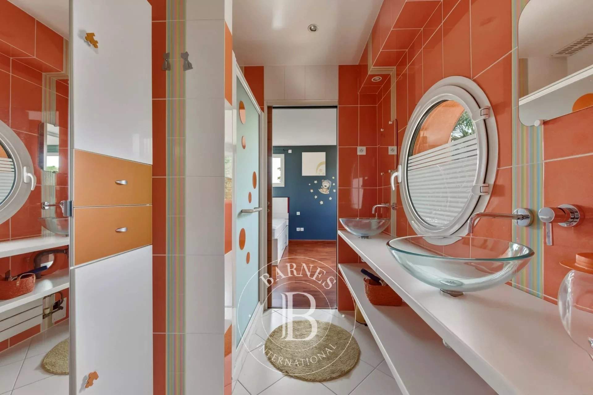 Joinville-le-Pont  - Maison 8 Pi&egrave;ces 5 Chambres - picture 13