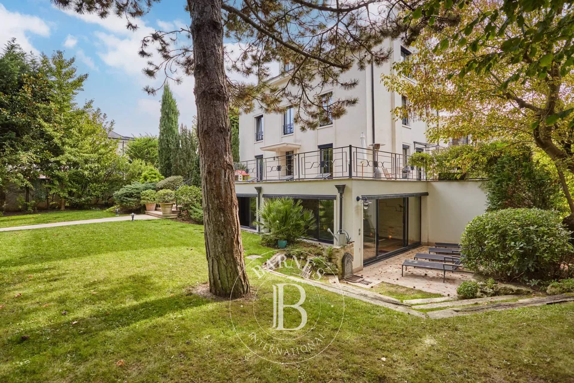 Saint-Maur-des-Fossés  - Finca 10 Cuartos 5 Habitaciones - picture 1