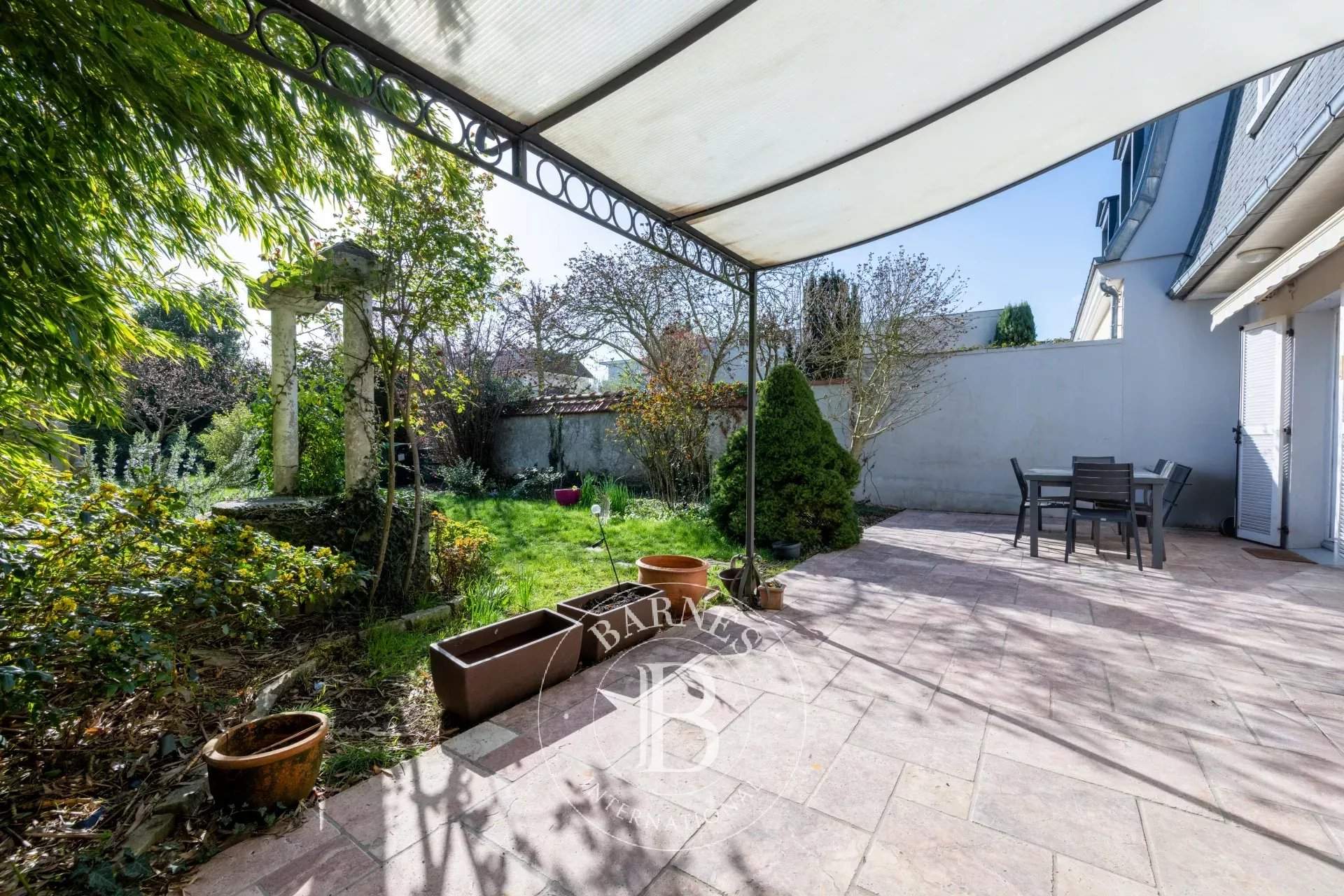 Saint-Maur-des-Fossés  - Casa 8 Cuartos 5 Habitaciones - picture 5