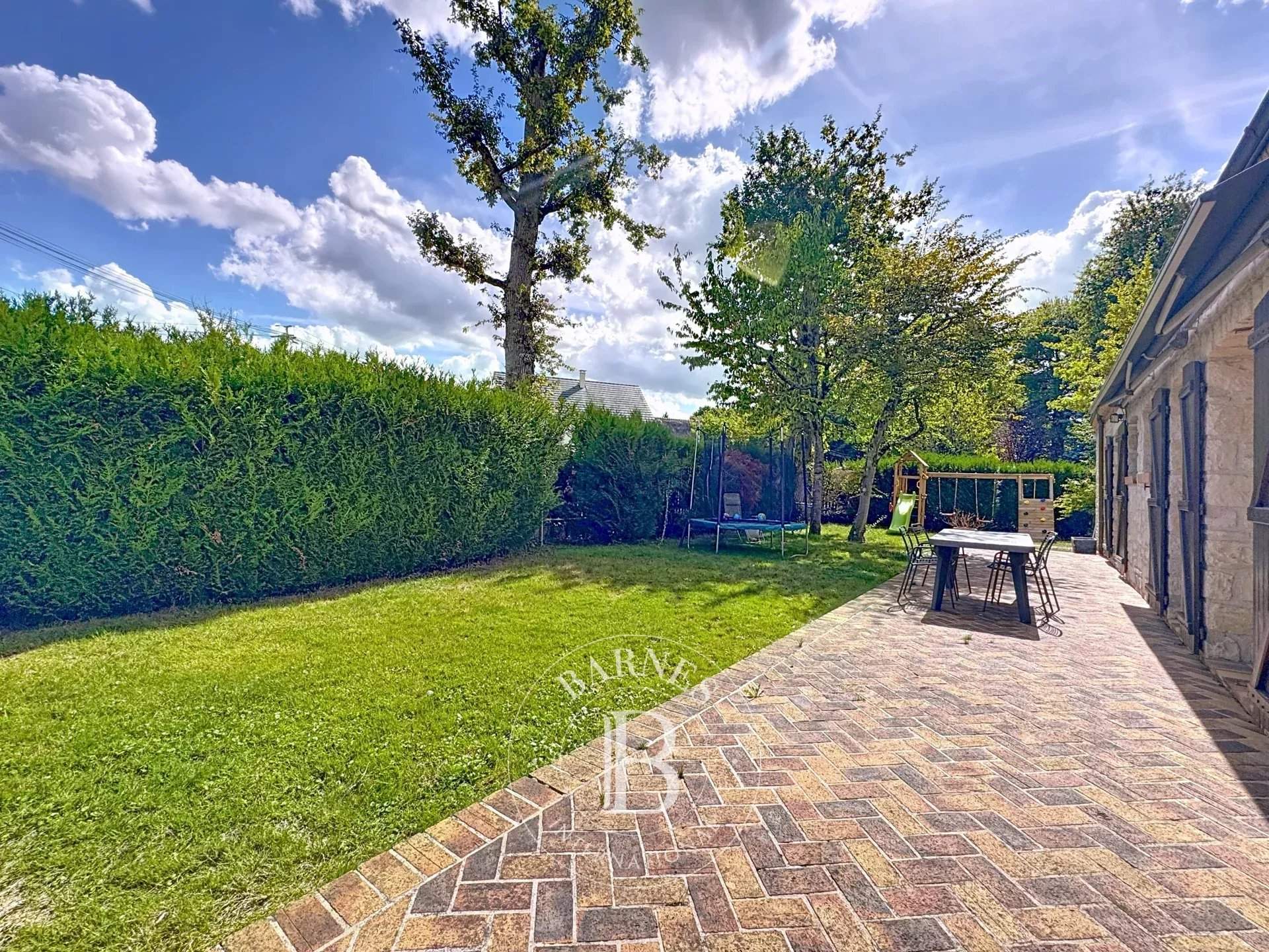 Sucy-en-Brie  - Maison 9 Pi&egrave;ces 4 Chambres - picture 4