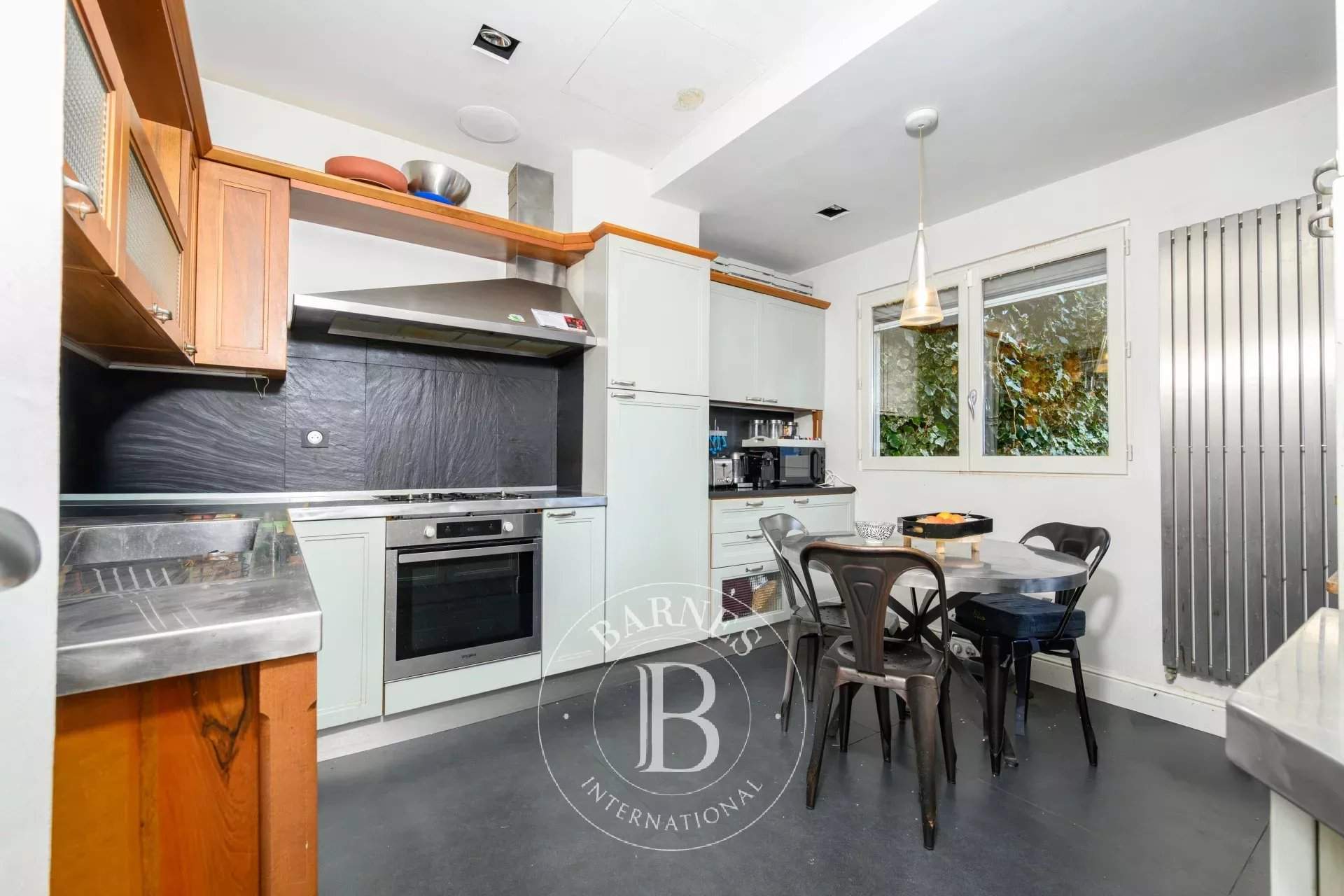 Ivry-sur-Seine  - Maison 6 Pièces 3 Chambres - picture 4