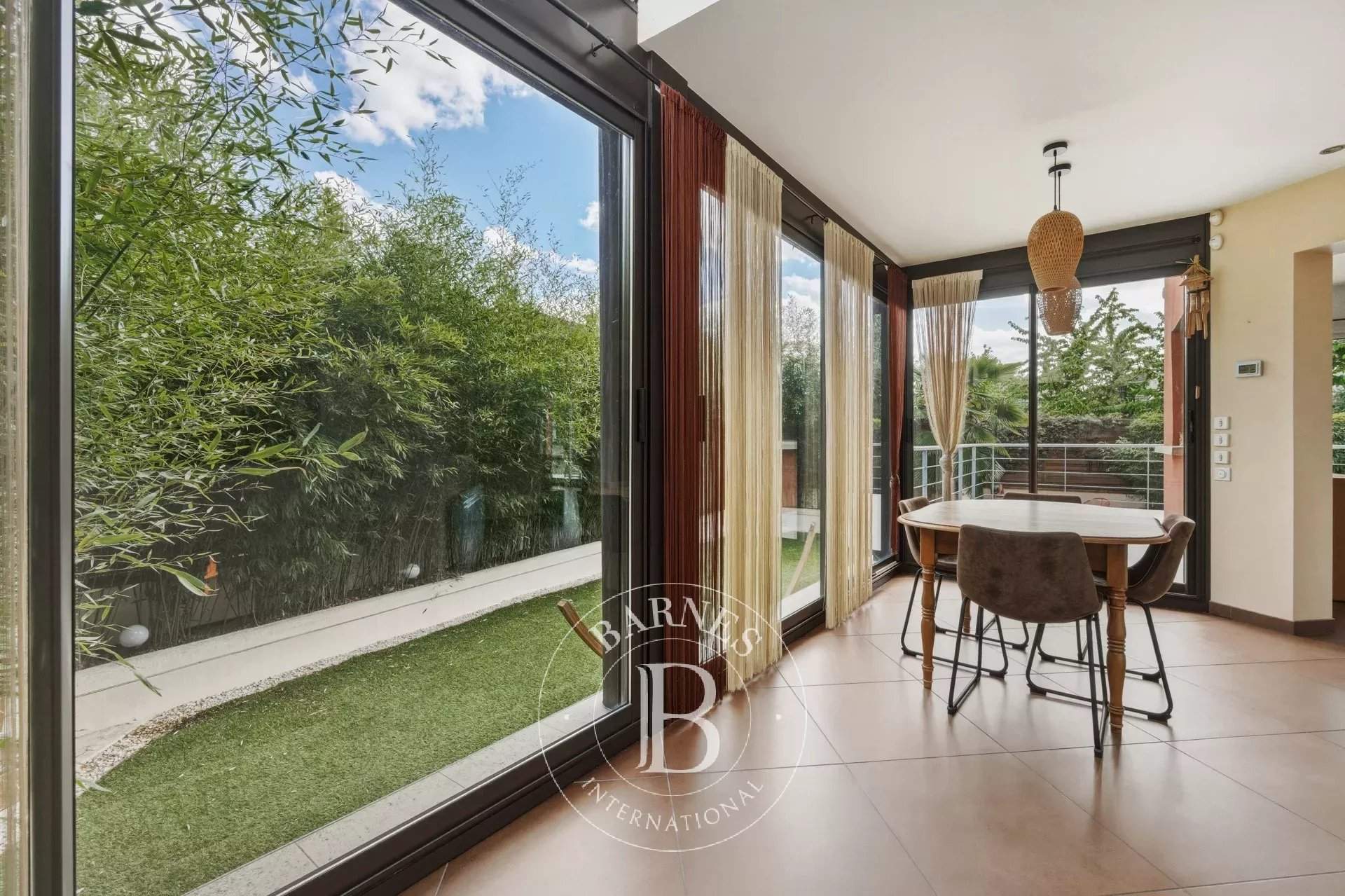 Joinville-le-Pont  - Maison 8 Pi&egrave;ces 5 Chambres - picture 8