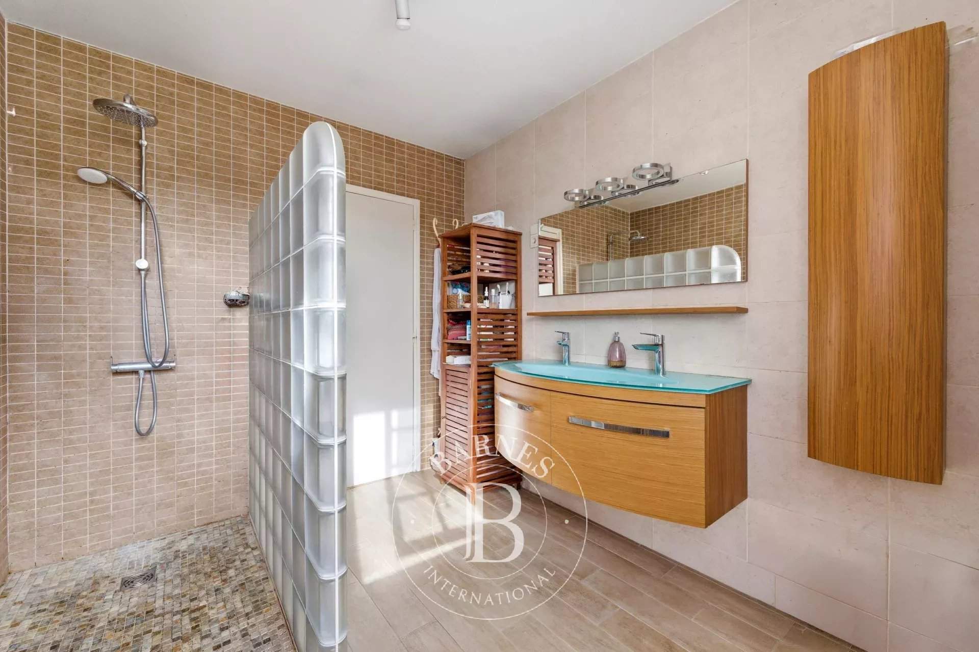 Saint-Maur-des-Fossés  - Casa 8 Cuartos 5 Habitaciones - picture 11