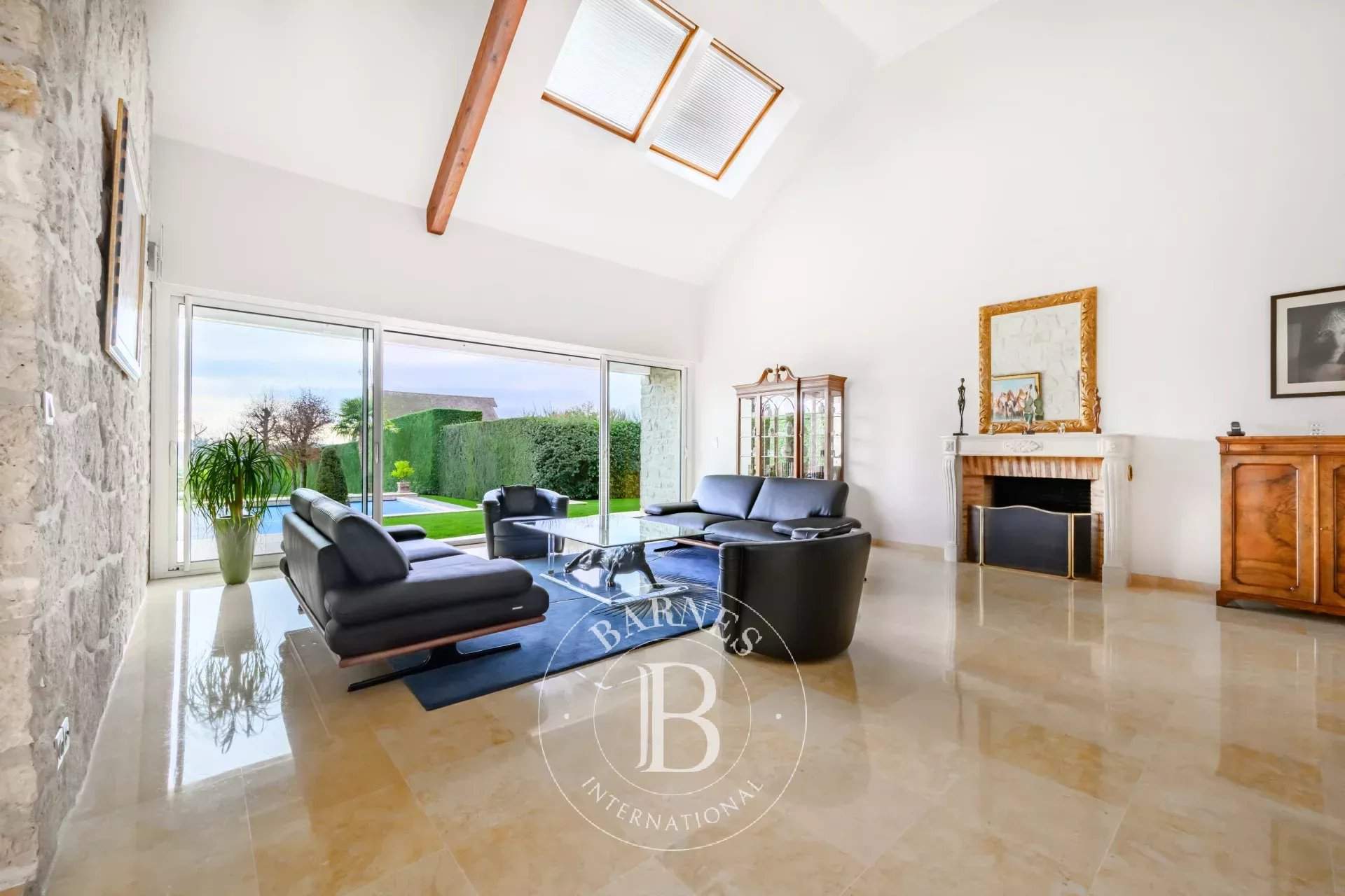 Santeny  - Casa 8 Cuartos 6 Habitaciones - picture 4